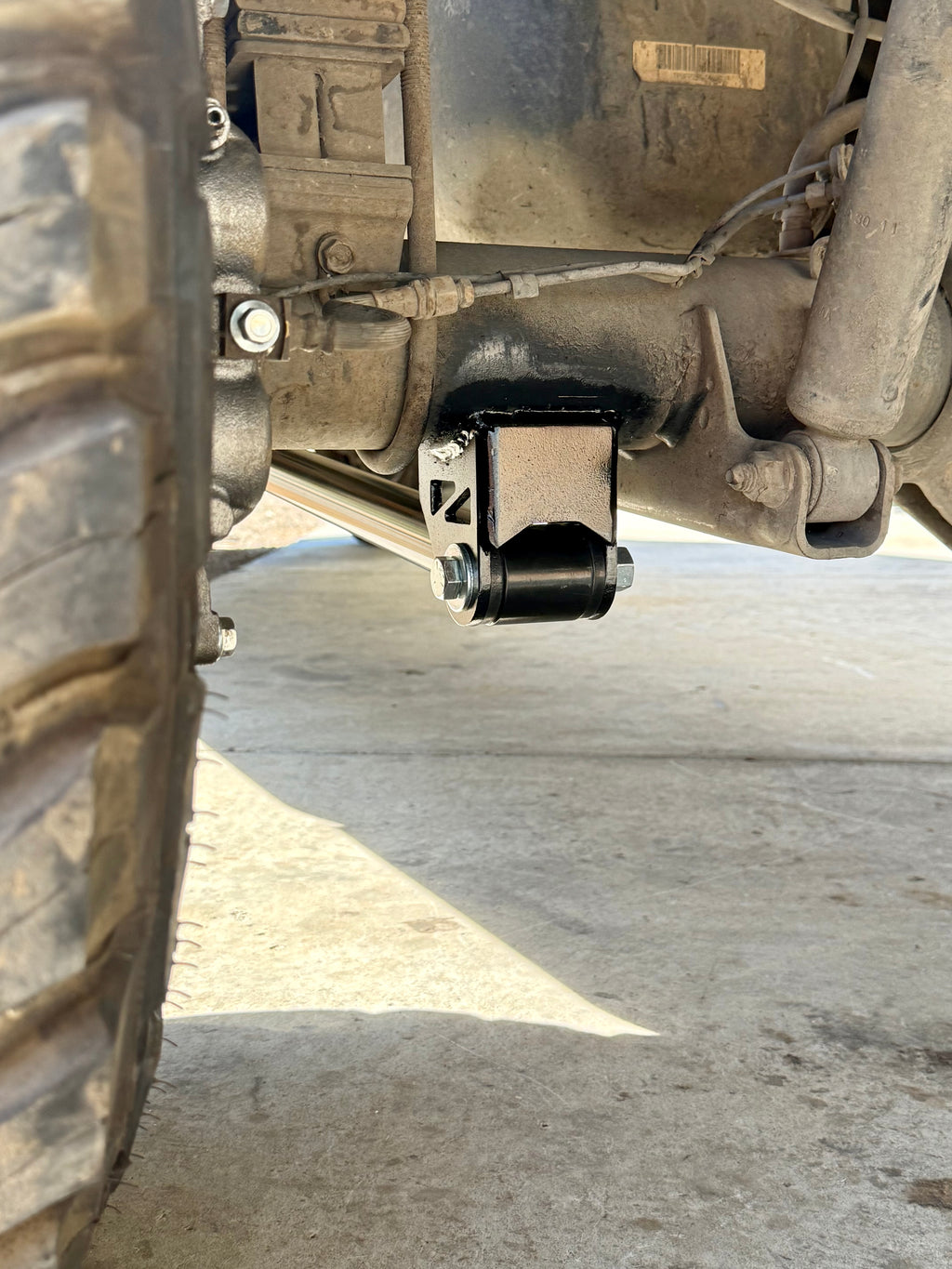 Dodge Ram Weld On Traction Bar Kit 60"