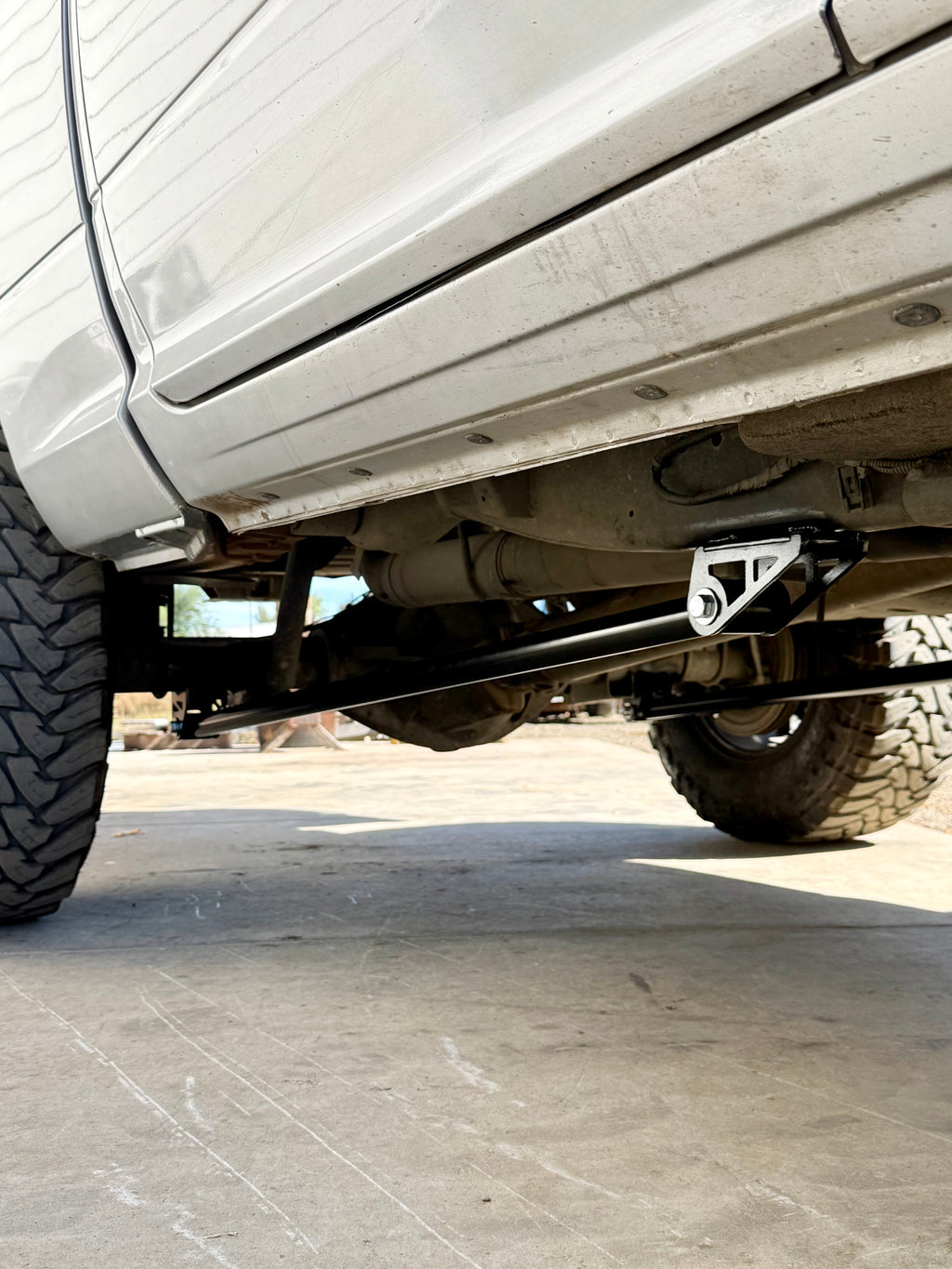 Dodge Ram Weld On Traction Bar Kit 60"